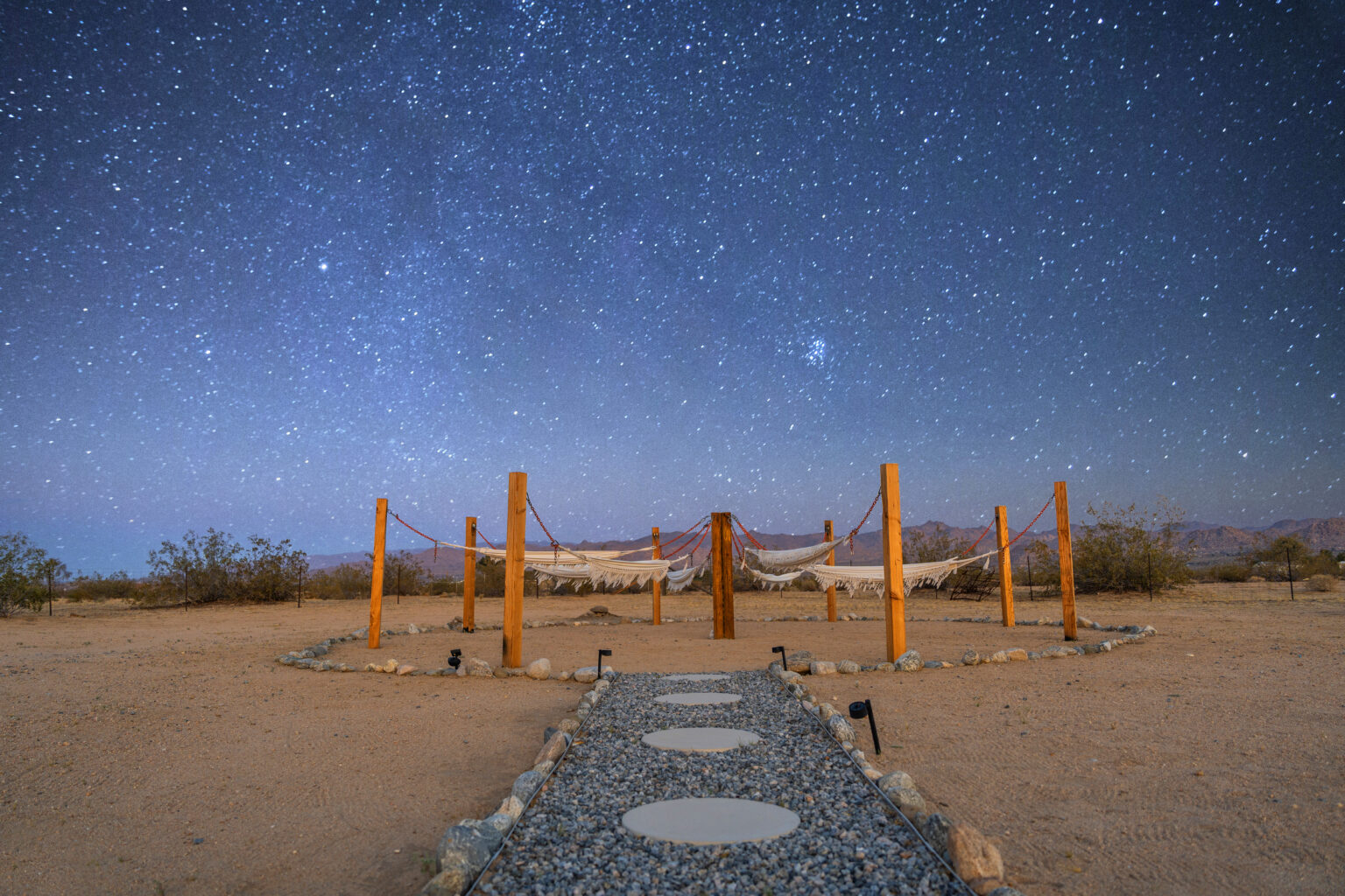 DAN02335-star